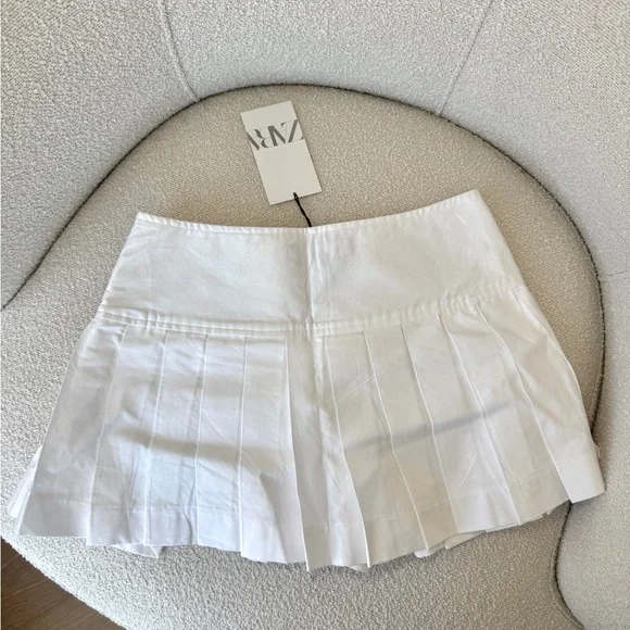 Zara White Pleated Mini Skirt - Size XS - Picture 5 of 5